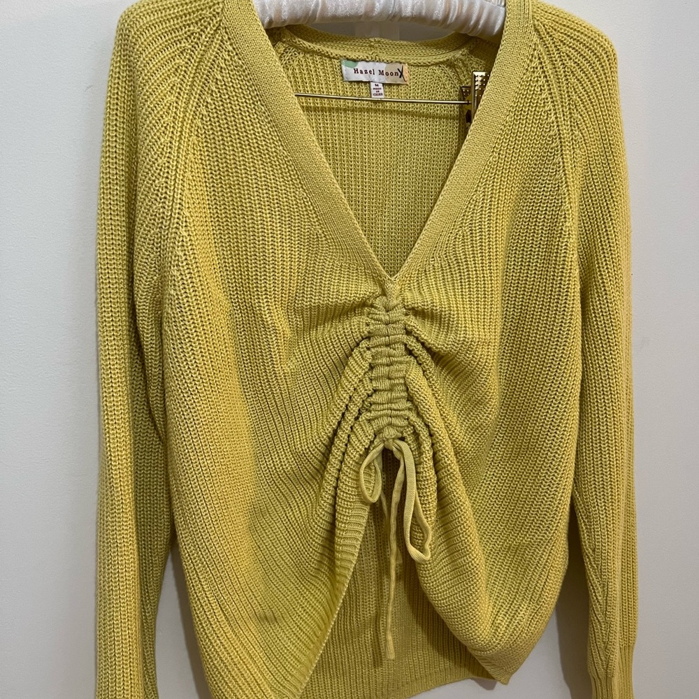 Hazel Moon Ruched Sweater - Picture 4 of 5